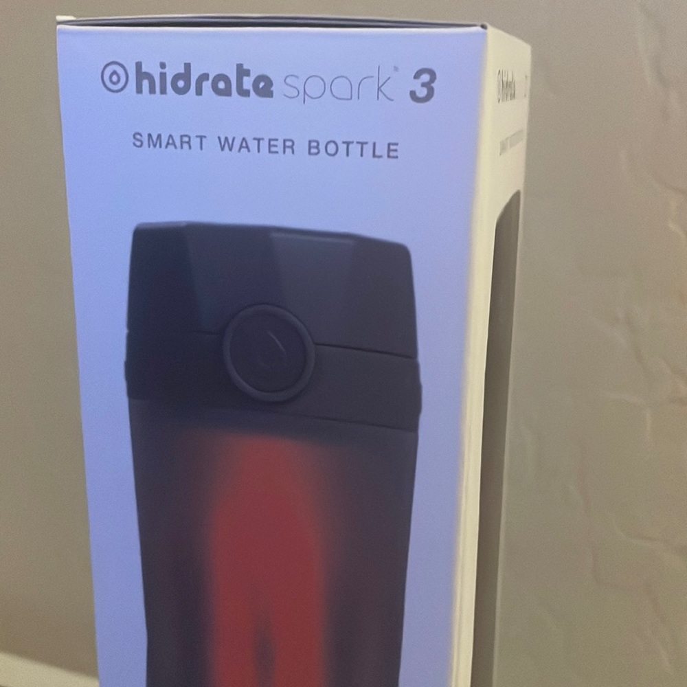 Hidrate spark 3 smart water bottle. 20oz.  Lights up to remind to drink water.
